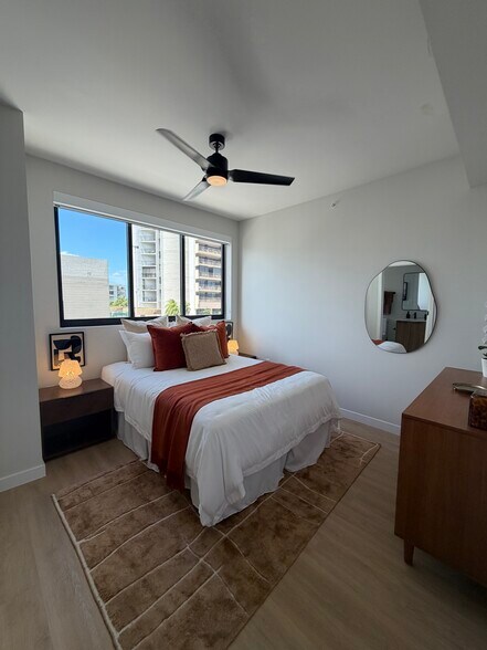 Building Photo - 11291 Biscayne Blvd