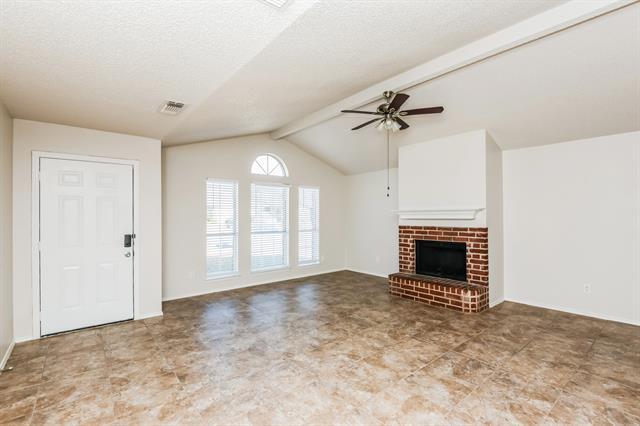 Building Photo - 1359 Lincolnshire Way