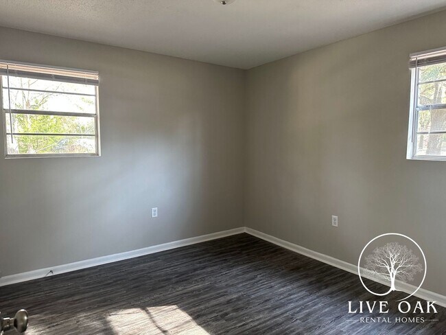 Building Photo - Parker Drive 620 Hinesville, GA