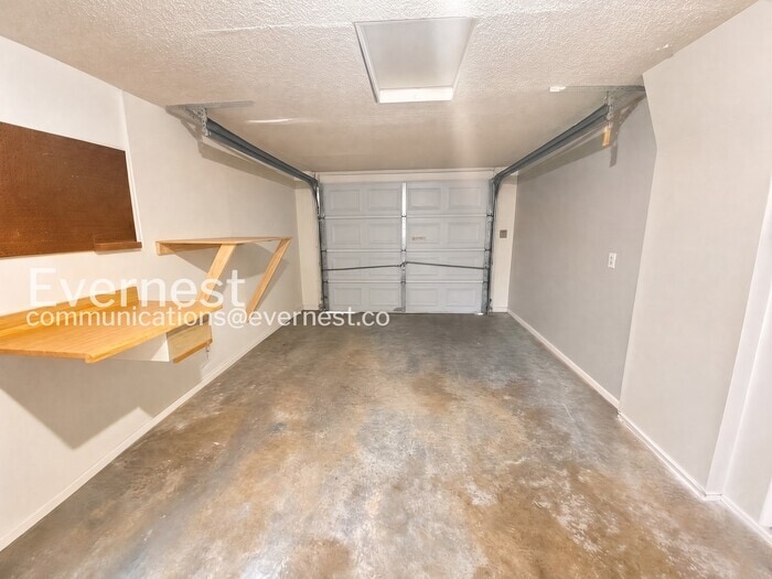 Building Photo - 6723 Ranchwood Loop