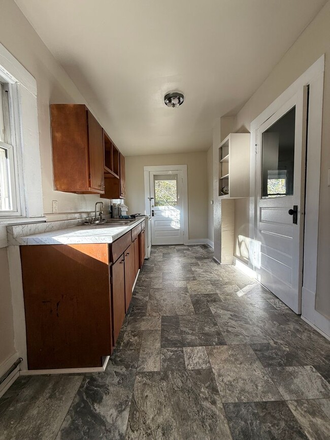 Building Photo - 3 Bedroom/1 Bath home for rent in Morven