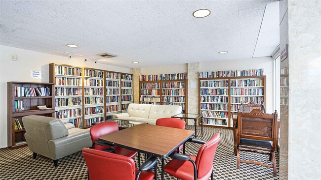 Building Photo - 4020 Galt Ocean Dr