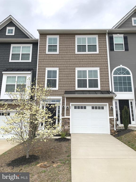 Building Photo - 42 Andrews Pl