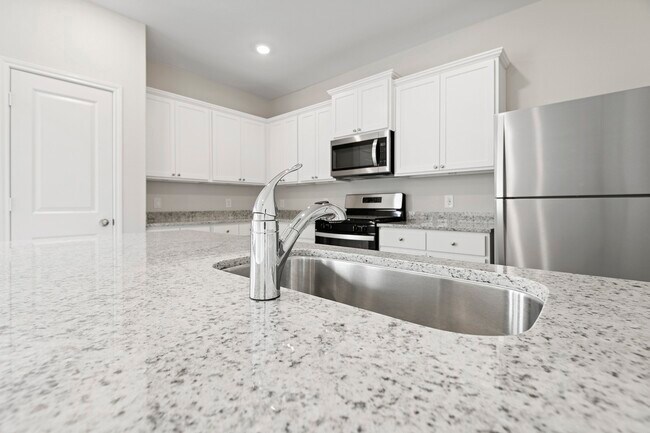 Building Photo - 5758 Wild Iris Dr