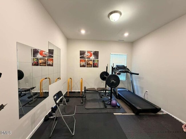 Building Photo - 3500 Barn Rd