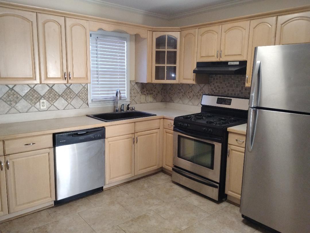 Building Photo - 7 Farmer St