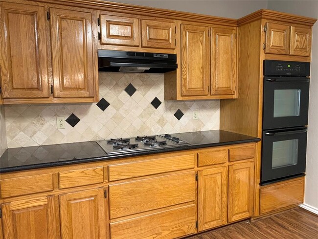 Building Photo - 4623 Chestnut Meadow Dr