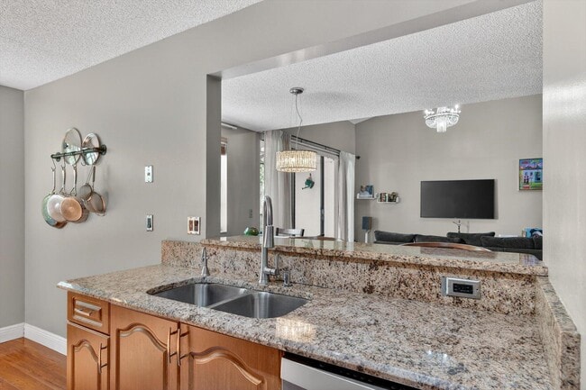 Building Photo - 301 SW 158th Terrace