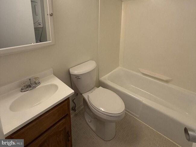 Building Photo - 5485 Harpers Farm Rd