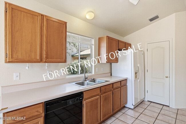 Building Photo - 3752 W Sunbright Dr
