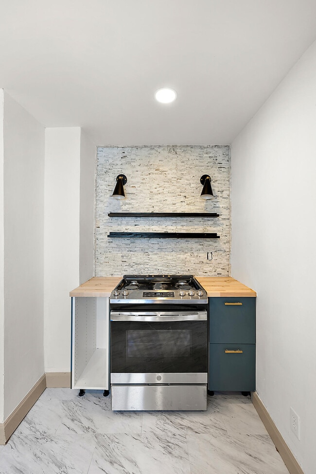 Building Photo - 3129 Prairie Ave