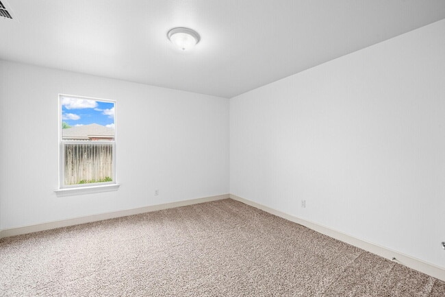 Building Photo - 9806 Avenue V