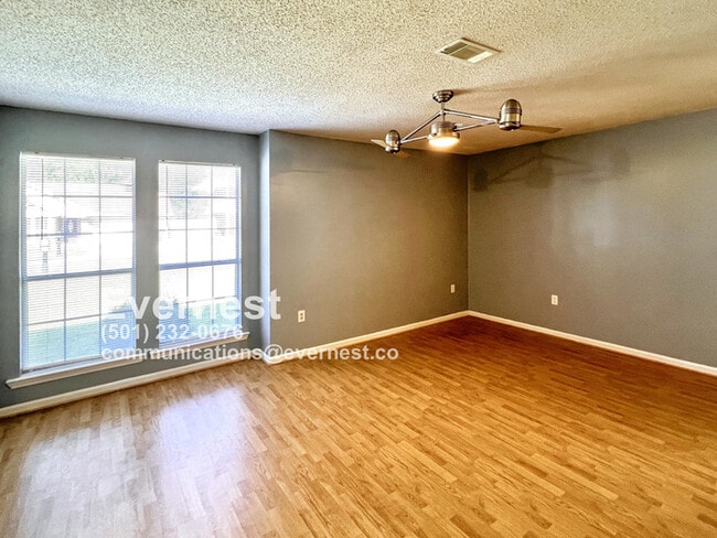 Building Photo - 2340 Krystal Kreek Dr