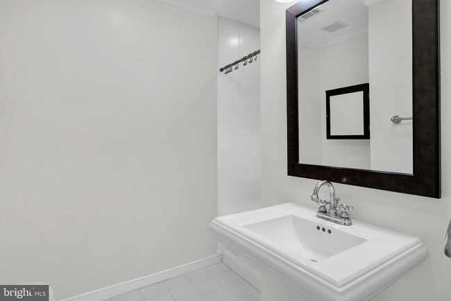 Building Photo - 3820 White Post Ct