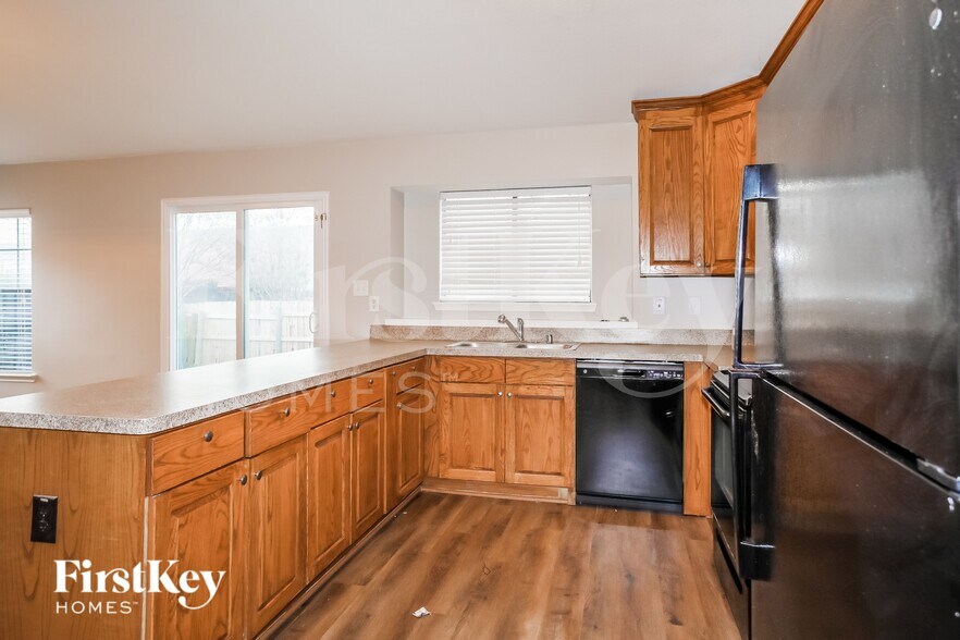 Building Photo - 1502 Barbara Ln