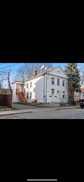 Building Photo - 57 W Coit St