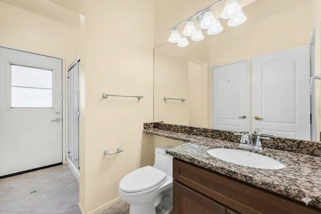 Building Photo - 40180 Eastwood Ln