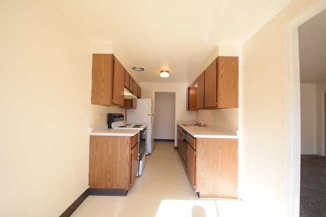 Building Photo - Knollcrest