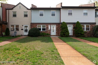 Building Photo - 156 Greenwood Loop Rd