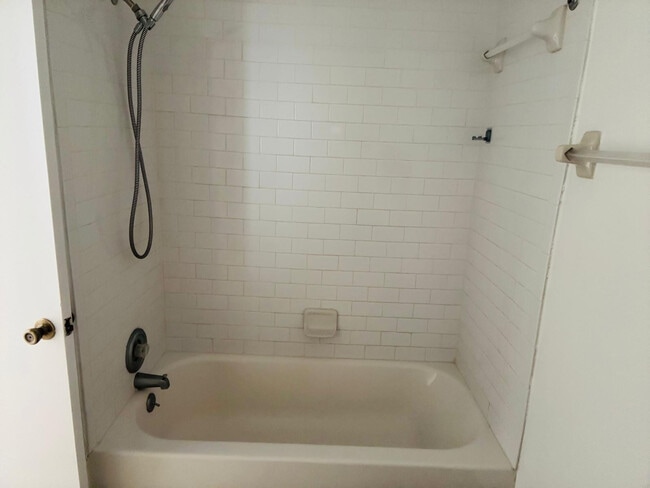 Building Photo - 229 Commercial Blvd