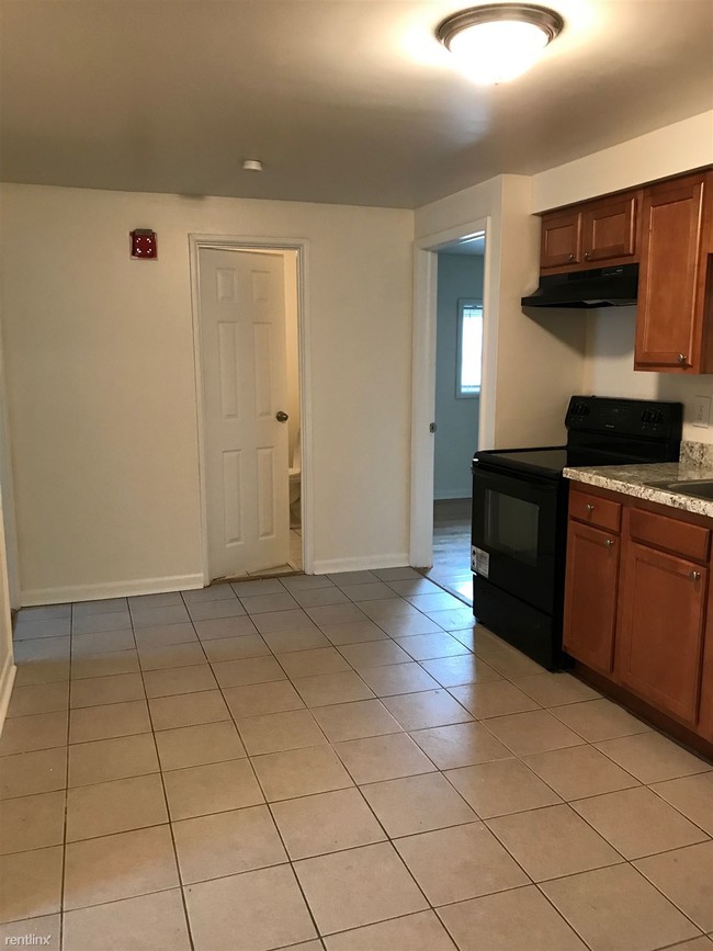 48 S Lake Ave - 48 S Lake Ave Troy NY 12180 | Apartment Finder