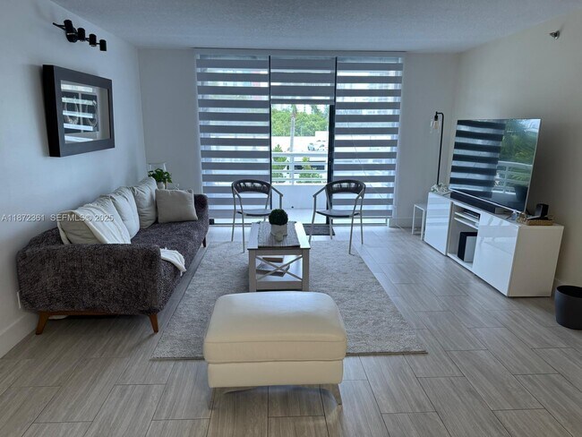 Building Photo - 3300 NE 192 St