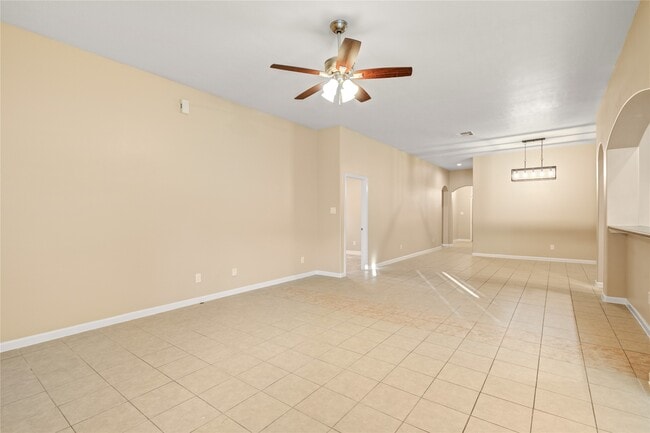 Building Photo - 10506 Pleasant Villas Ln