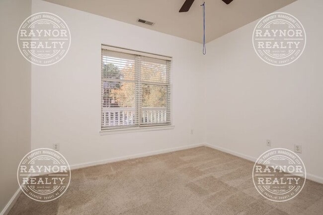 Building Photo - 508 S Person St