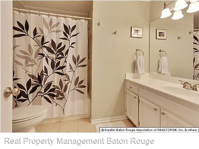 Building Photo - 2 br, 2 bath House - 5222 Blair Lane Apt D