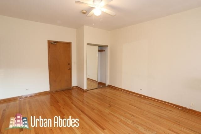 Building Photo - 645 W Barry Ave