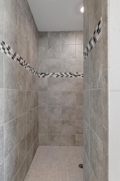 Building Photo - 2797 N Hythe Point