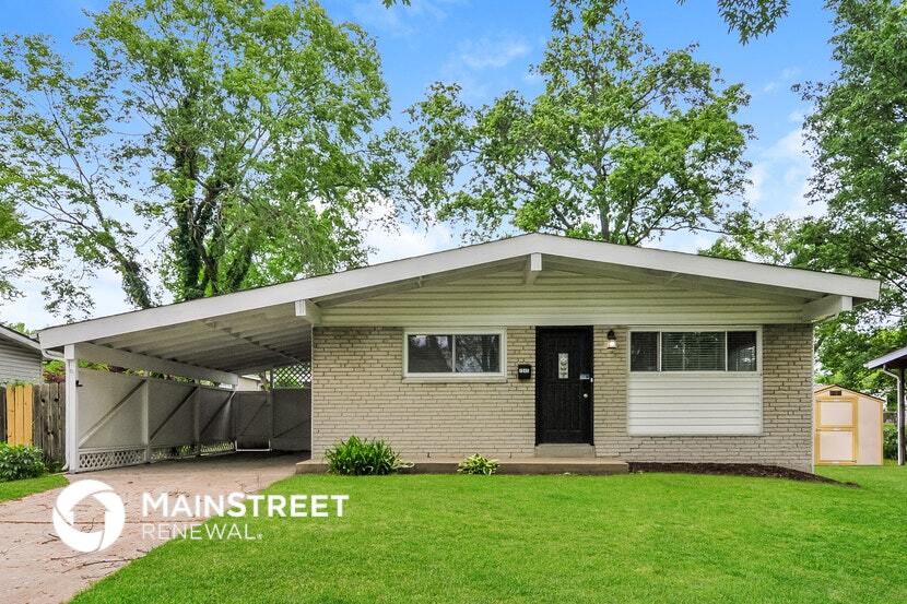 Primary Photo - 1545 Swan Dr