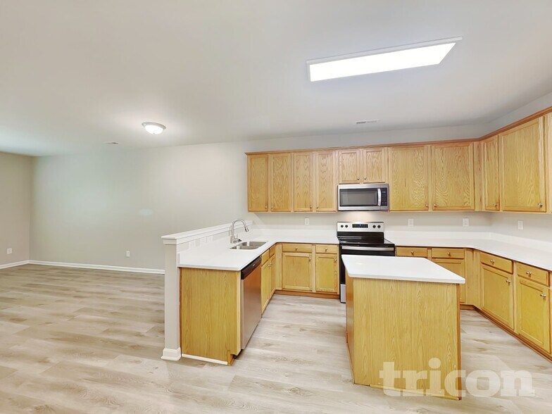 Building Photo - 7514 Mary Jo Helms Dr