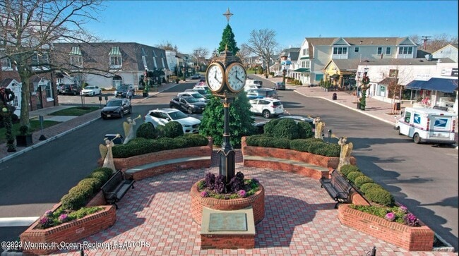 Building Photo - 502 Brighton Ave