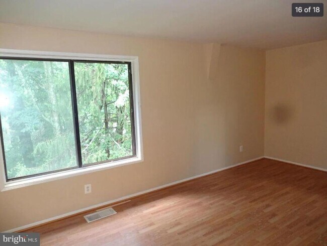 Building Photo - 2172 Cartwright Pl