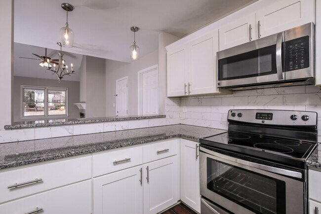 Building Photo - 765 Rawls Dr