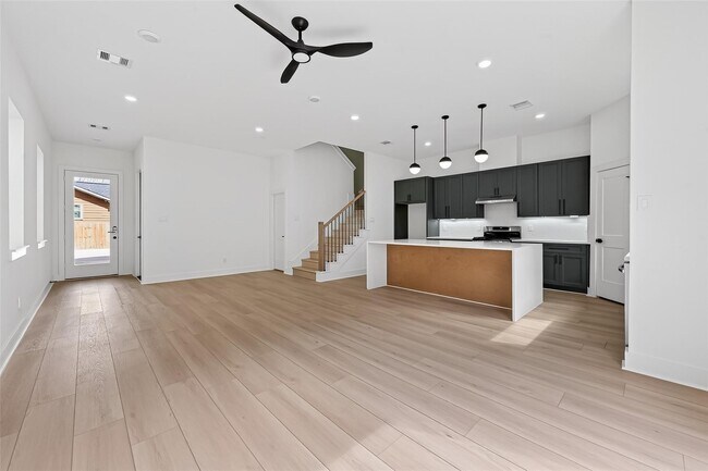 Building Photo - 973 Highland Lgt Ln