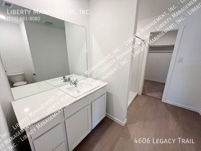 Building Photo - 4606 Legacy Trl