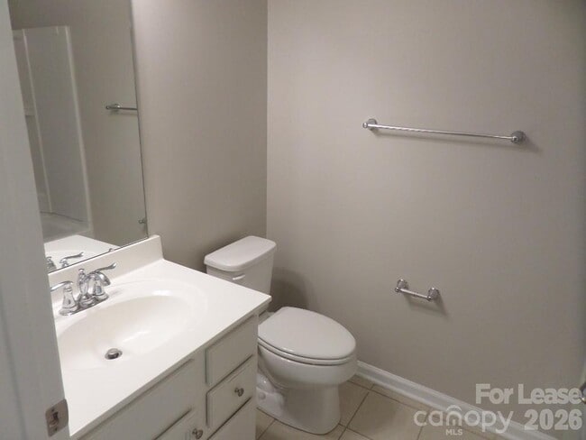 Building Photo - 3339 Major Samuals Way