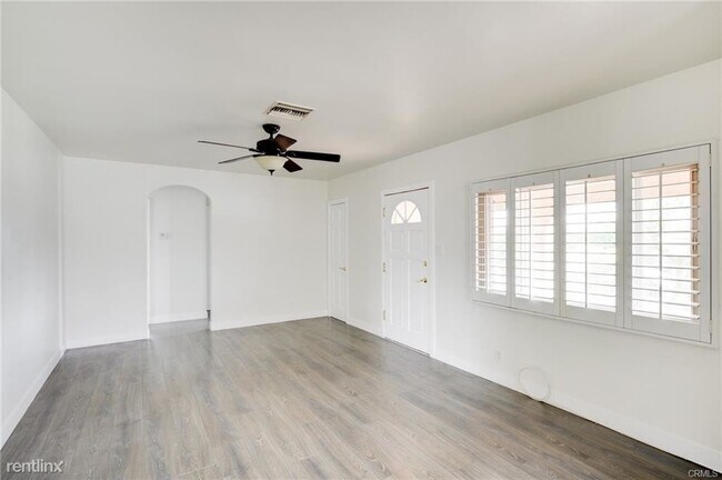 Building Photo - 3 br, 1 bath House - 10727 Keswick St