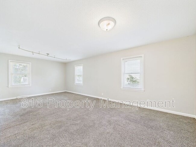 Building Photo - 4321 N Lister Ave