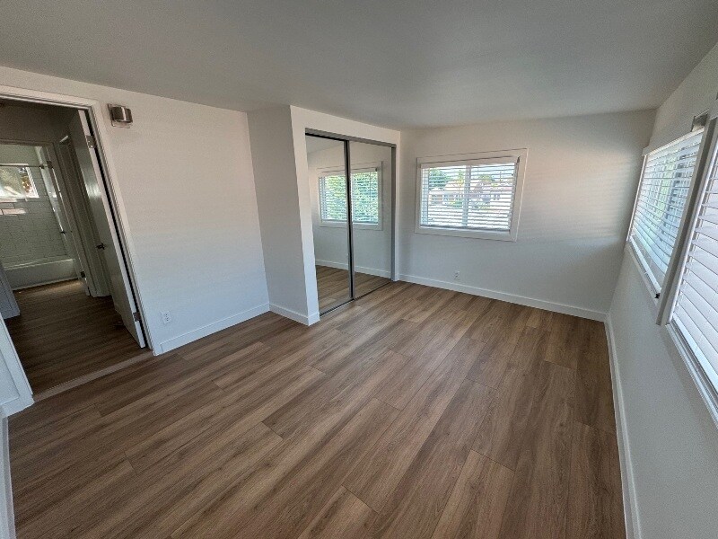 Building Photo - 4208 Redondo Beach Blvd