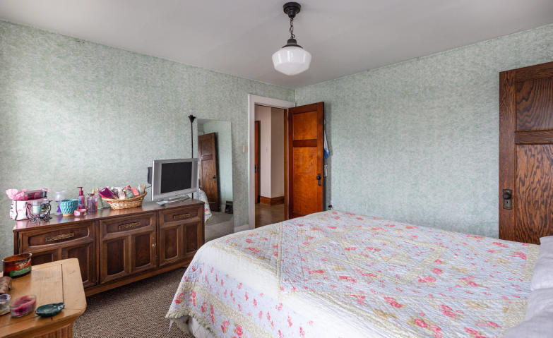 Building Photo - 2664 N 61st St