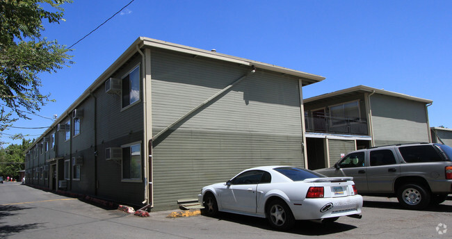 Building Photo - Linden Apartments