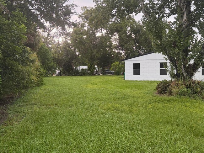 Building Photo - 5327 St Lucie Blvd