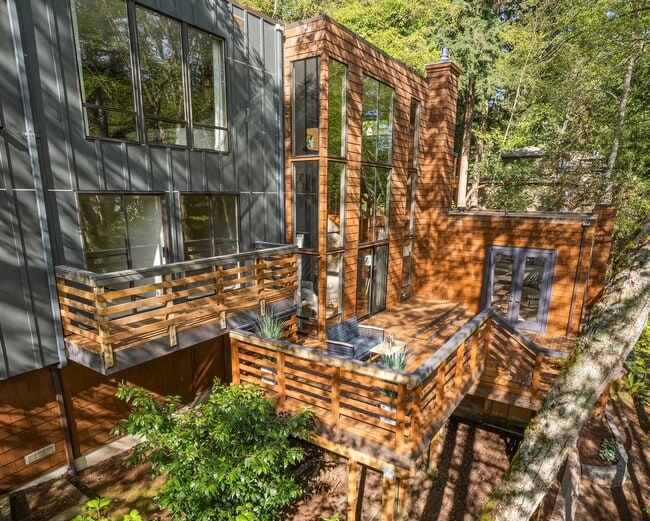 Building Photo - 7215 175th St SW