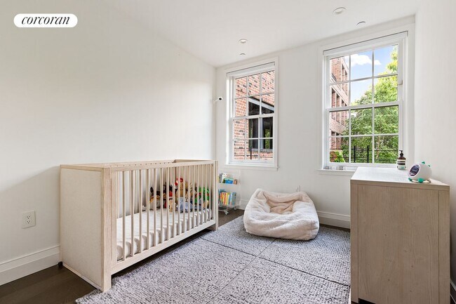 Building Photo - 96 Barrow St