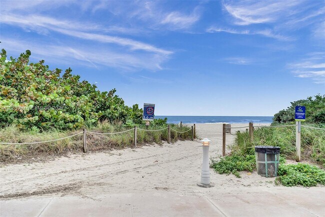Building Photo - 6767 Collins Ave