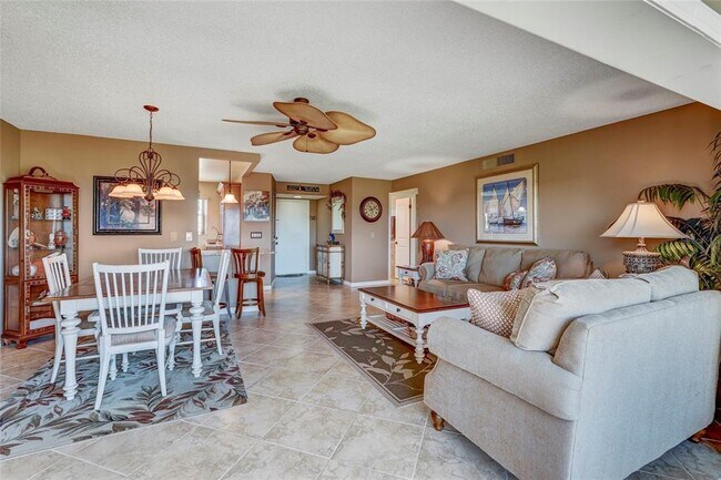 Building Photo - 4040 Ironwood Cir