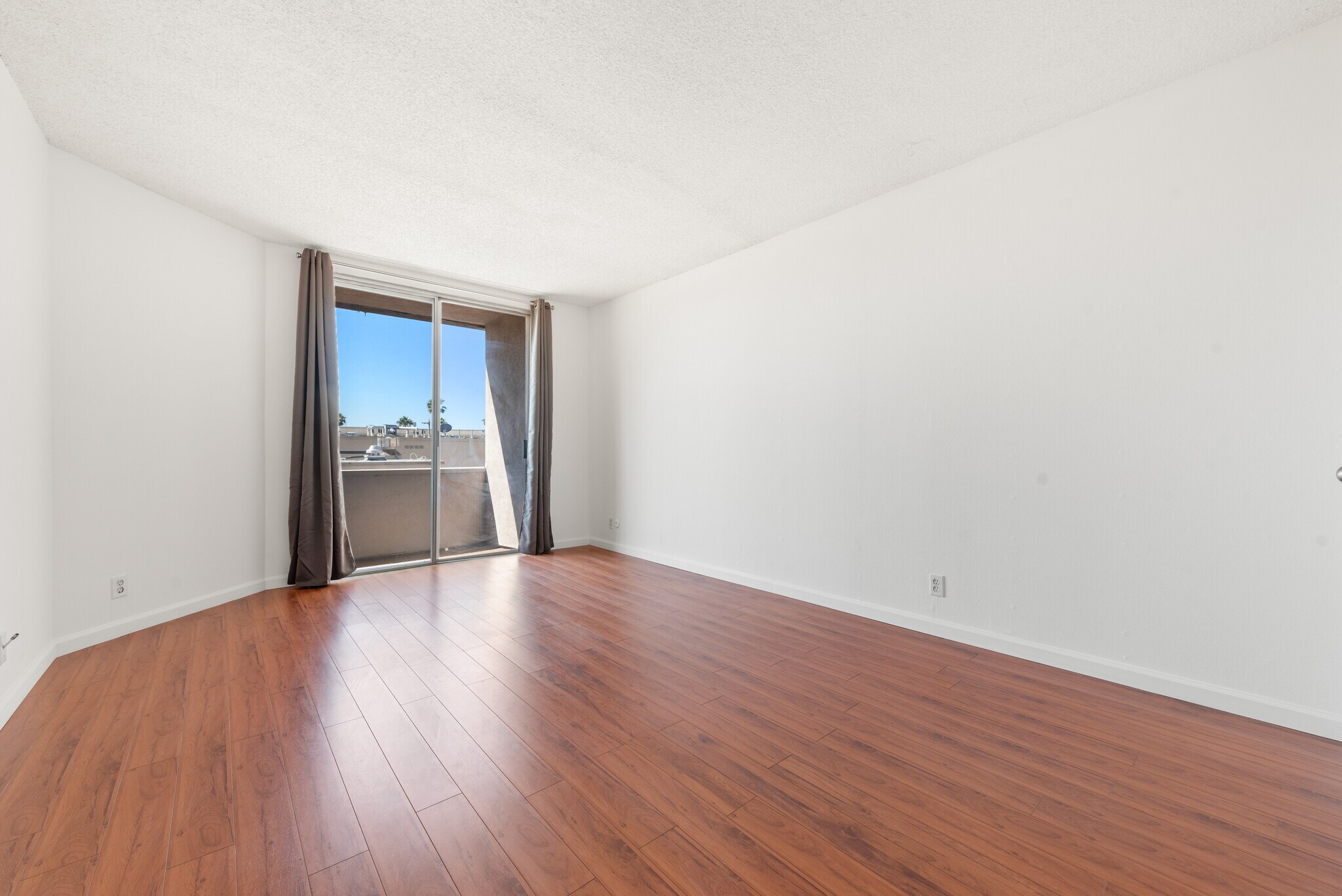 Building Photo - 1745 Camino Palmero St